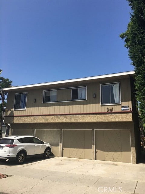 Building Photo - 241 Newport Ave