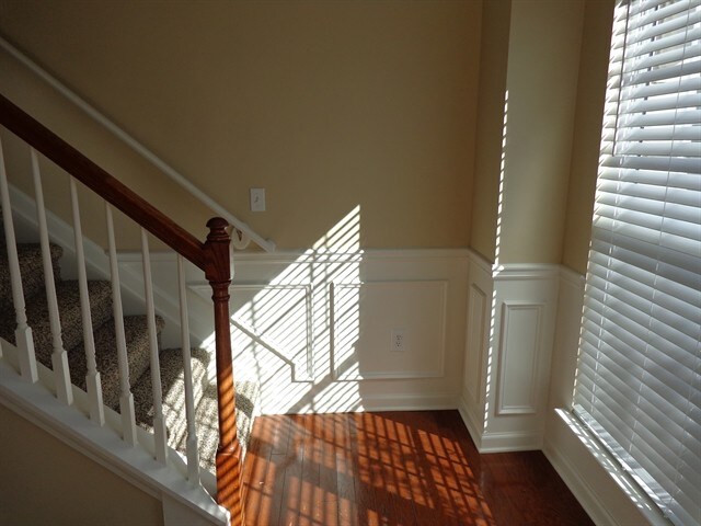 Building Photo - 520 Tuscan Cove