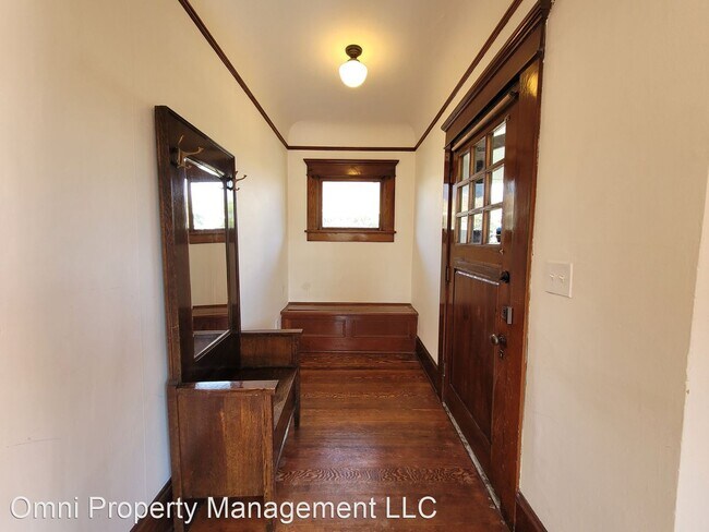 Foto del edificio - 2 br, 1 bath House - 1903 F Street