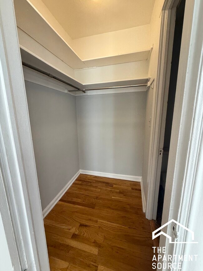 Foto del edificio - 837 W Wolfram St