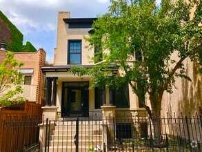 Building Photo - 718 W Oakdale Ave