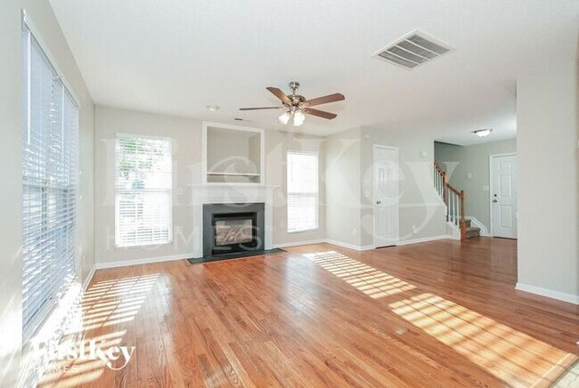 Building Photo - 1265 Silverstone Ct