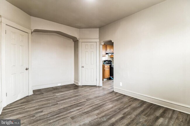 Building Photo - 1651 S Wilton St