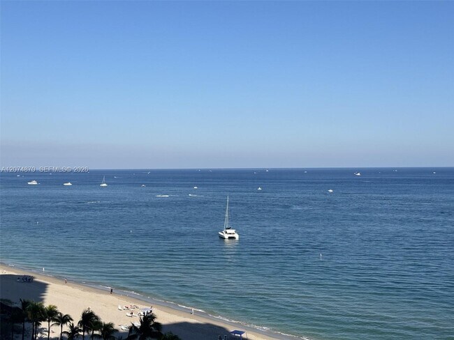 Foto del edificio - 1370 S Ocean Blvd
