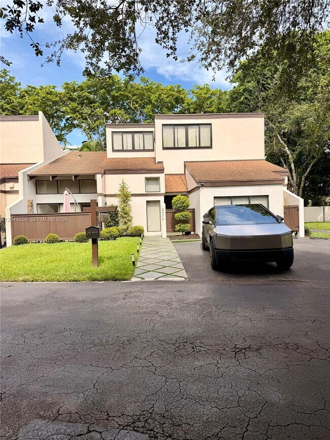 Foto del edificio - 8646 SW 94th St