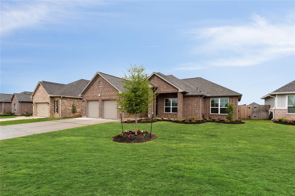 426 Hunters Xing Dr, Sealy, TX 77474 House Rental in Sealy, TX