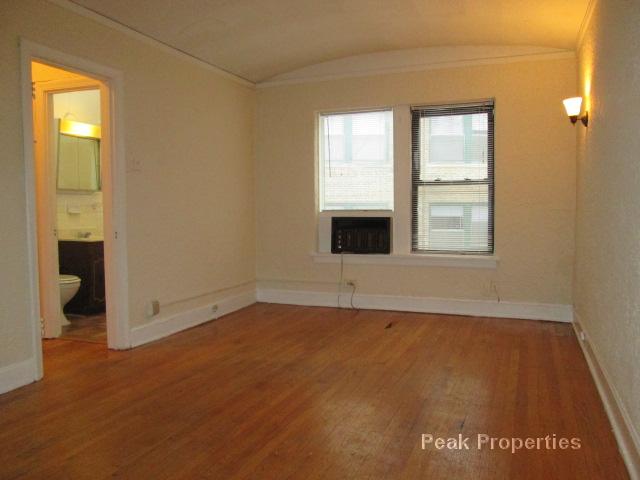 Foto del edificio - 536 S Clark St