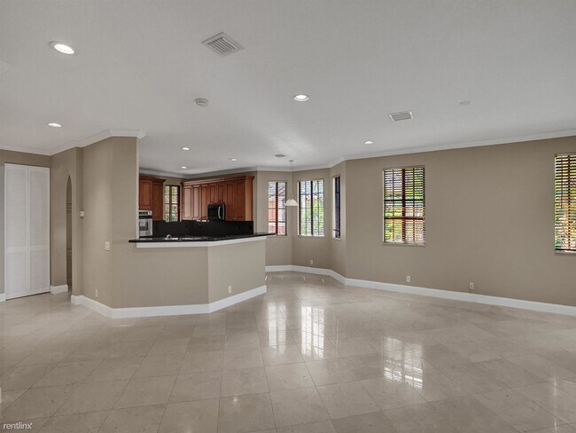 Foto del edificio - 4 br, 2.5 bath Townhome - 2835 Kinsington Cir