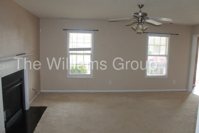 Building Photo - 5028 Windflower Dr