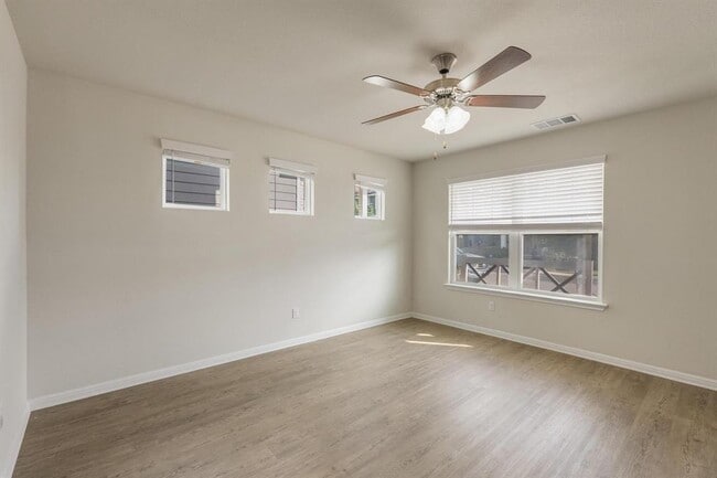 Building Photo - 18000 Malnati Dr