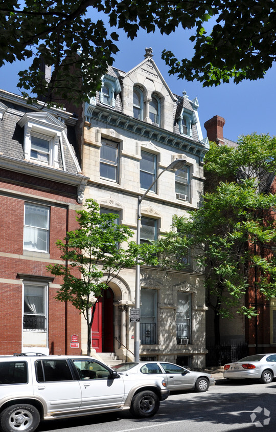 Building Photo - 1203 St Paul St