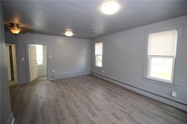 Building Photo - 1107 Mt Royal Blvd