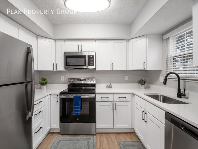 Foto del edificio - 134 Blakeford Dr