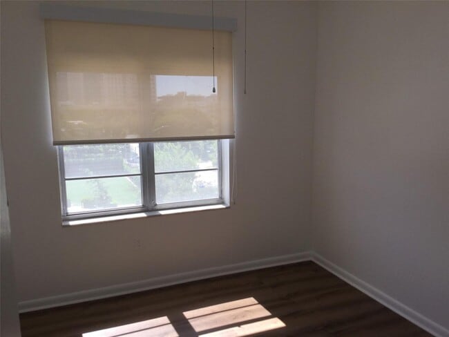 Foto del edificio - 1165 98th St