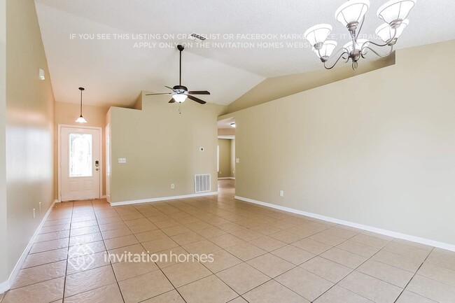 Building Photo - 2830 Chalmer St