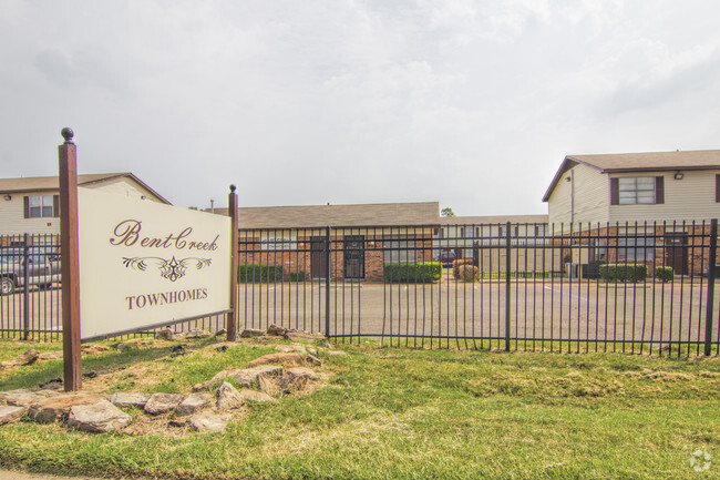 Foto del edificio - Bent Creek Apartments