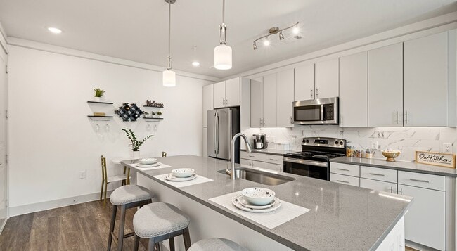 Foto del edificio - 1700 Katy For Bend Rd