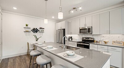 Building Photo - 1700 Katy Fort Bend Rd