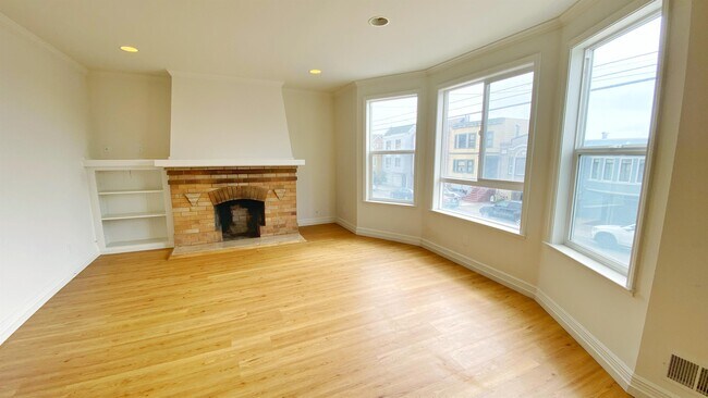 Foto del edificio - 826 46th Ave