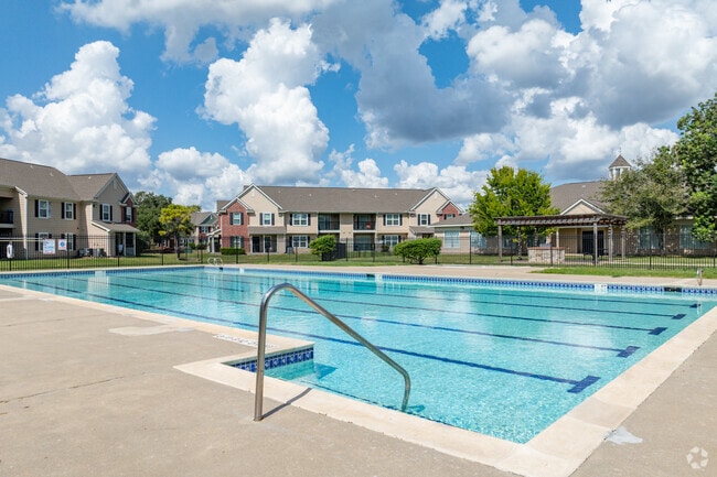 Piscina - Life at Westpark