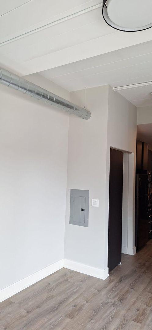 Foto del edificio - 1 bedroom in Chicago IL 60657