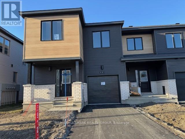 Building Photo - 521 Galanthus Walk