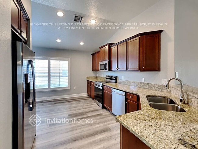 Building Photo - 9972 Spring Gulch Ln