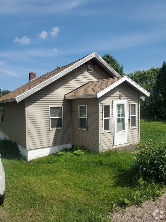 Building Photo - 310 1st Ave N