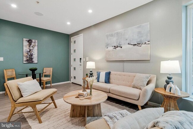 Foto del edificio - 756 Park Rd NW