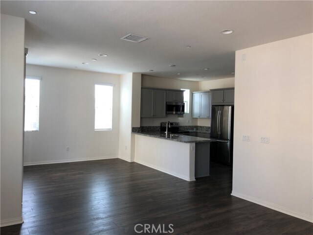 Foto del edificio - 2428 S Fremont Ave