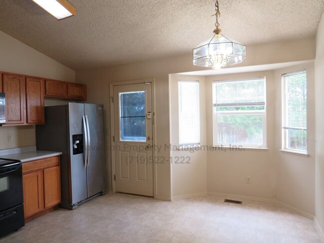 Foto del edificio - Wonderful 3-bedroom Rancher in Fountain