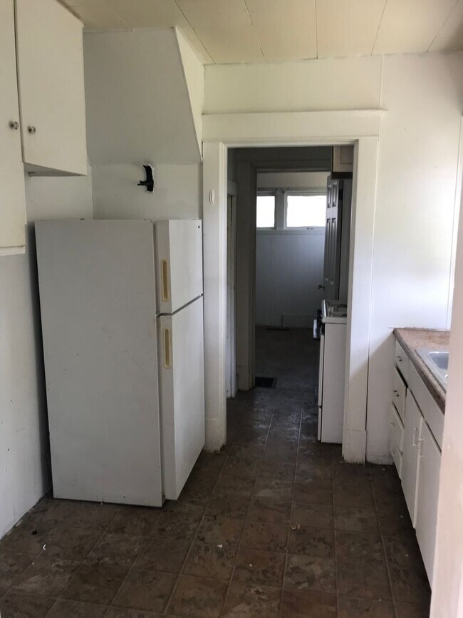 Foto del edificio - 303 W College St