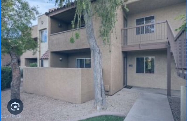 Foto del edificio - 5877 N Granite Reef Rd
