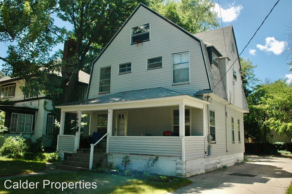 Foto principal - 6 br, 1.5 bath House - 145 Fuller Ave SE