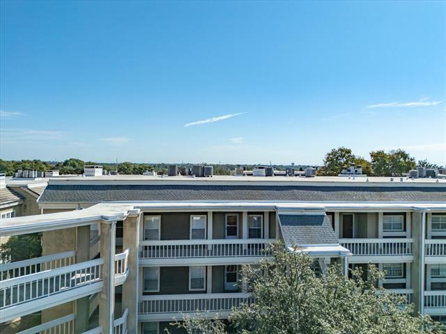 Foto del edificio - 5310 Keller Springs Rd