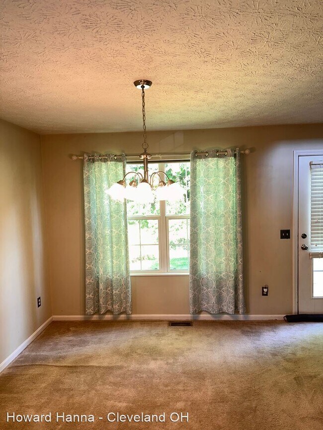 Foto del edificio - 3 br, 2.5 bath House - 2478 Cedar Creek Lane