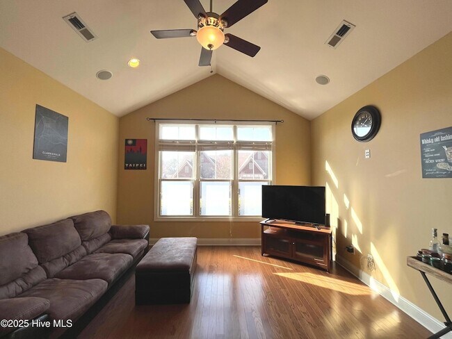 Foto del edificio - 31 Elk Ridge Ln