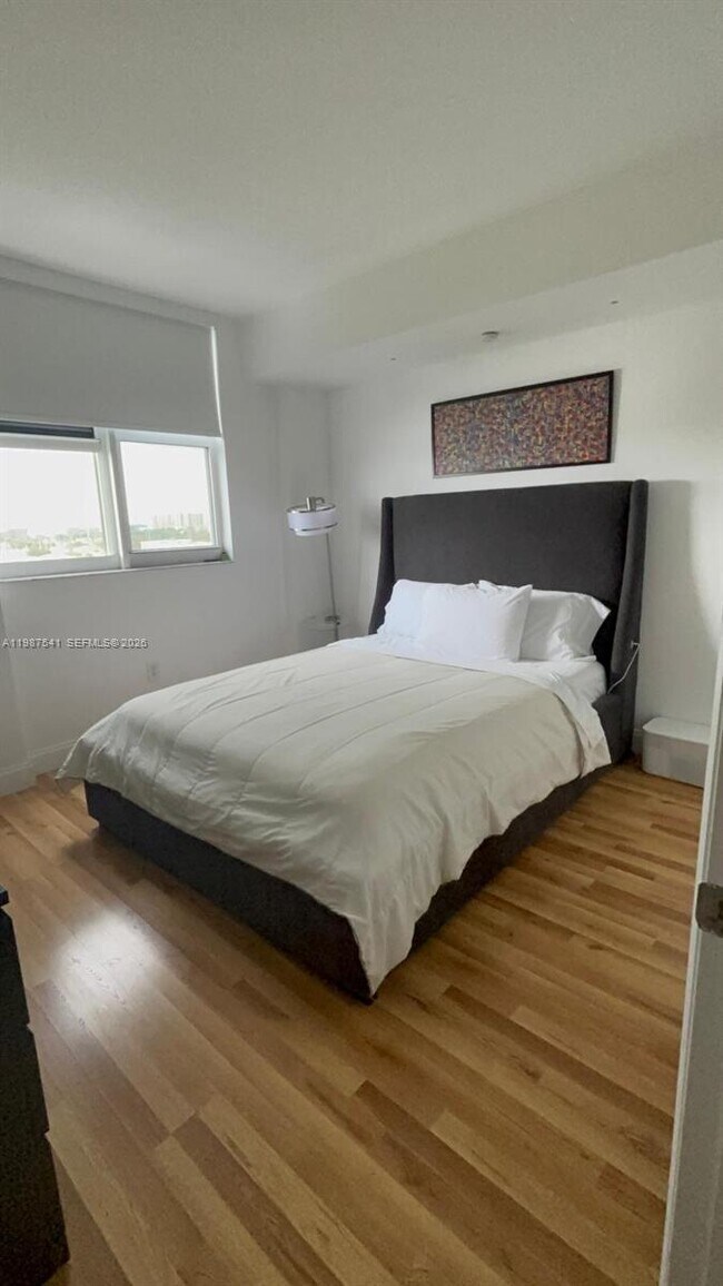 Foto del edificio - 5077 NW 7th St