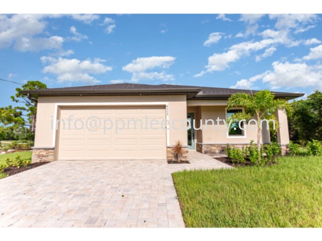 Brand new 3 bedroom 2 bath 2 car garage pool home - Brand new 3 bedroom 2 bath 2 car garage pool home