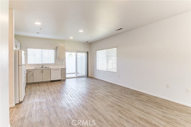 Foto del edificio - 13191 Edgemont St