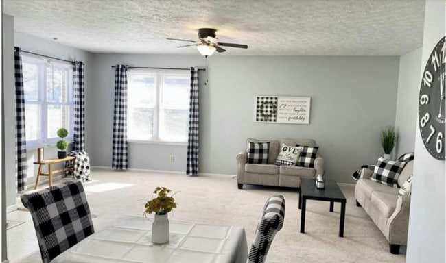 Foto del edificio - Beautiful 3 Bed 2 Bath Home Near Brittleba...