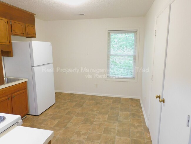 Foto del edificio - 2574 Green Oaks Ct SE