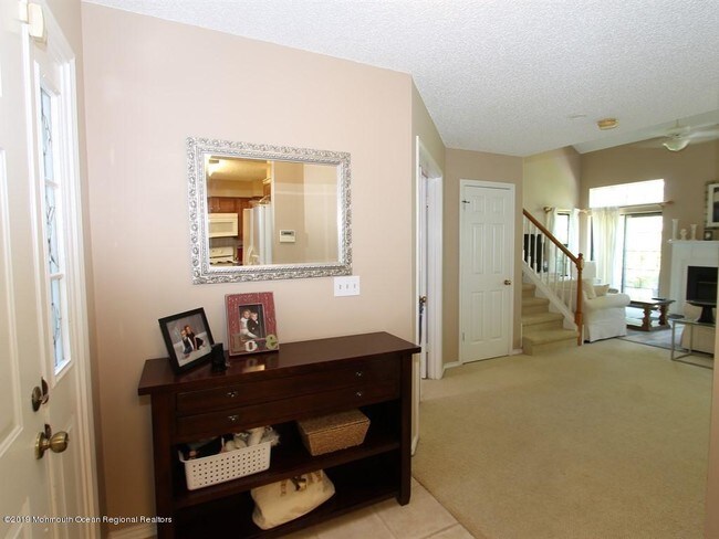 Building Photo - 159 Old Orchard Ln