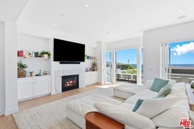 Foto del edificio - 25157 Malibu Rd