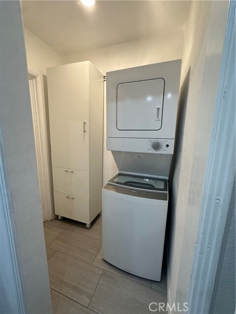 Building Photo - 435 N Basque Ave