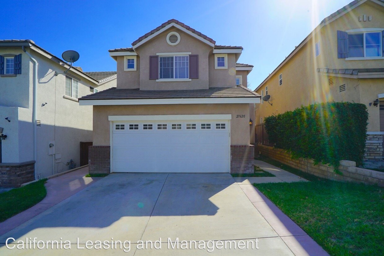 Foto principal - 3 br, 2.5 bath House - 27620 Elkwood Ln.