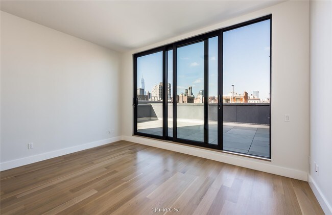 Building Photo - 145 Ludlow St