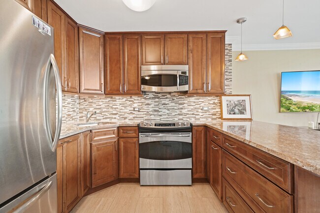 Cocina - 111 E Chestnut St