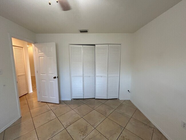 Foto del edificio - 1503-1505 SE 24th Ave