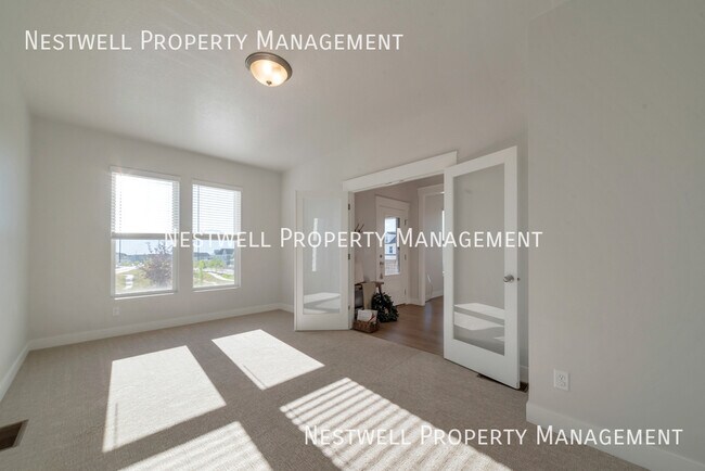 Foto del edificio - Amazing 5-bed Home in Daybreak